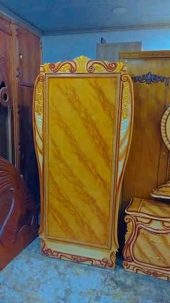 المكان شهربان قرب جسر عوني
السعر ٧٠٠ وبيهة مجال  
 
***********واتساب
