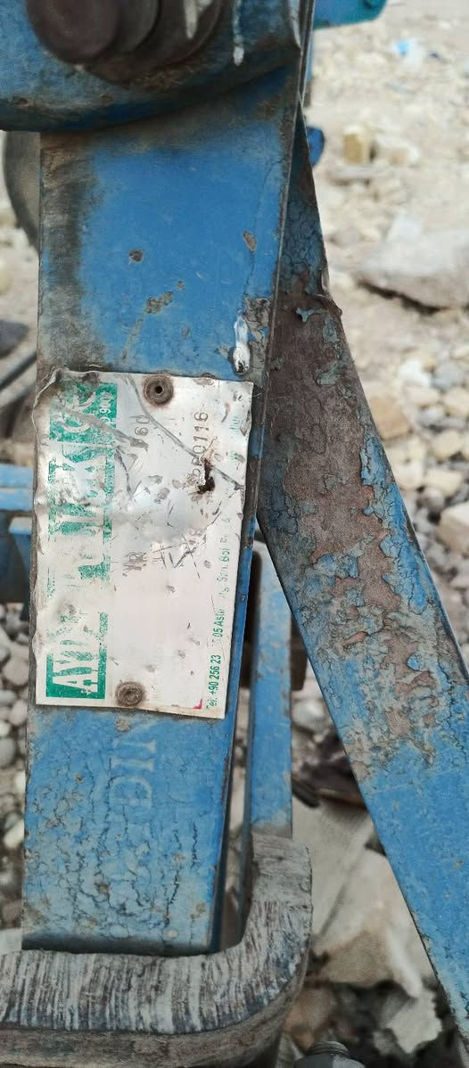 السلام عليكم من رخصة أدارة هذه المجموعة المحترمين فدان تركي رباعي حجم 12 للبيع فدان جديد بي فطر زغير مأشر عليه فقط سجج جدد العنوان واسط الزبيديه السعر 2250 وبي مجال للشراي أي أستفسار الاتصال بهذه الارقام واني بالخدمه
***********
***********
