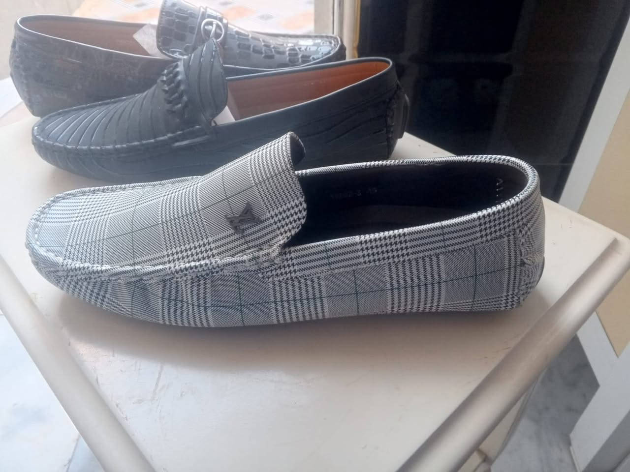 تصفية مخازن القطعه 1500 دينار الف قطعه تقريبا ابيع الكميه كامله


**إذا كنت صاحب هذا الإعلان وتريد حذفه لأي سبب، رجاءا أرسل رسالة إلى الدعم الفني**