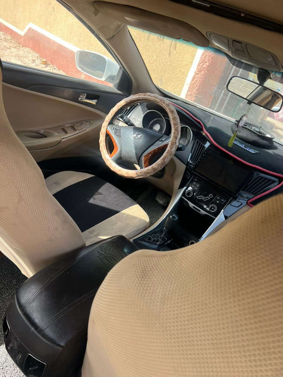 السلام عليكم
للبيع او المراوس سوناتا 11 خليجي فول مواصفات رقم اربيل مكاني بابل مكينه 2400 بيهه طخه بالجاملغ الخلفي ومصبوغه حزام بدون اي دواخل مكينه كير حداديه تبريد خير من الله السياره جاهزه للاخير ماناقصه برغي تريد تحويل وكاله حاضر السعر 87 بي مجال حك جيتك 
*********** واتساب
