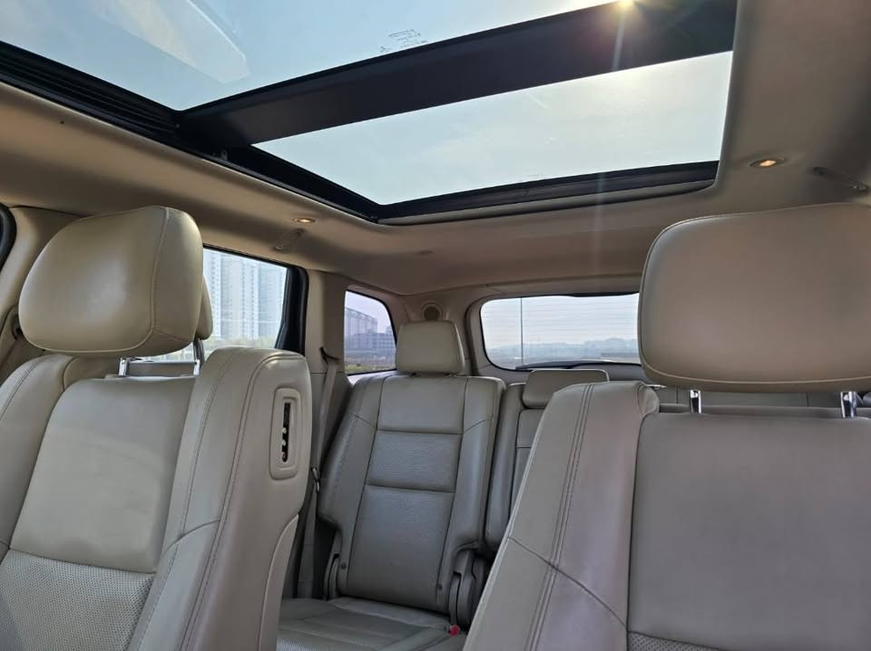 🟥 جيب گراند شيروكي 2020 خليجي 🇯🇵
وكالة – شريكة هَلم – مواصفات Limited Plus فول أوبشن 🔥
سيارة شرط على وضع بلاد شريكة ومكفولة كفالة عام ✅

🚗 ماشية فقط 31 ألف كم
⭐ ثلاث شاشات
⭐ سقف بانوراما
⭐ كشنات جلد كهربائية + تدفئة وتبريد + مساج
⭐ ستيرن تدفئة وتحكم كهربائي
⭐ لايت LED + زينون قوي
⭐ مرايات تدفئة + حساسات
⭐ أوتو بريك + أوتو لايت + أوتو ستارت
⭐ مثبت سرعة + تشغيل عن بعد
⭐ نظام صوتي قوي 15 سماعة + صب ووفر
⭐ تبريد مركزي
⭐ بصمة + فتح ذكي
⭐ مراية رادار + مراية شفط
⭐ طايرات جديدة وكالة
⭐ حساسات ورادارات أمامية وخلفية
⭐ محرك وجير شرط مع ضمان

السيارة كل جسمها شرط وعلى وضع الوكالة، نظيفة جداً وما تحتاج أي صرف 👌
رقم شمال + سنوية جديدة وباسم المالك.

💰 السعر: 326 ورقة
📞 ***********
📍 أربيل
