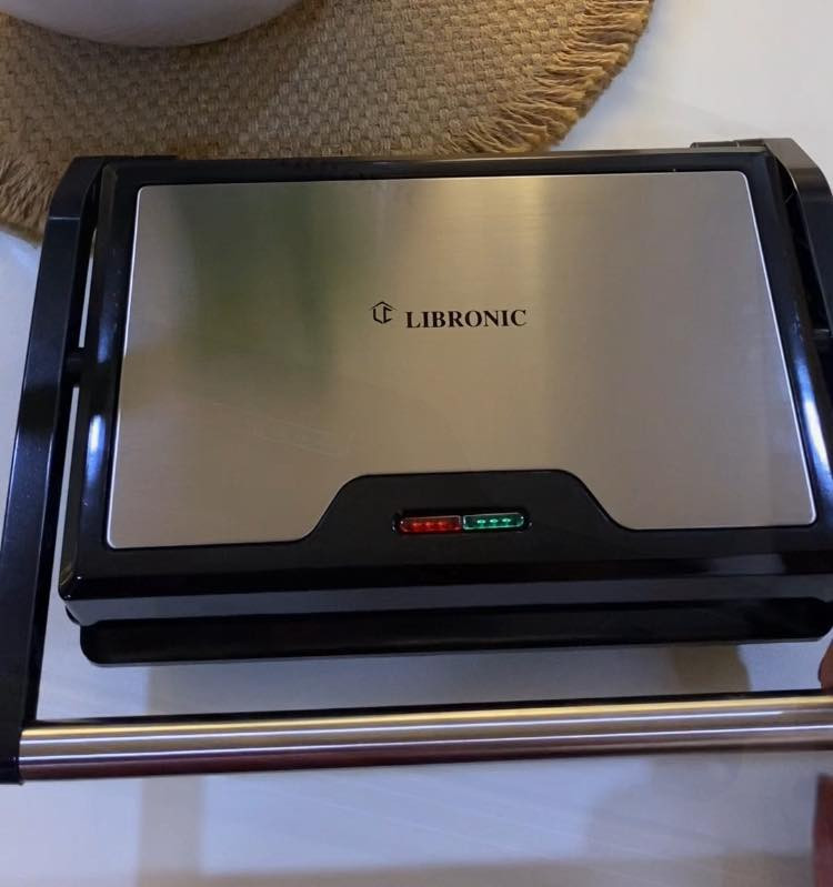 كابسة صاج جديده المانيه بالكارتون ضمان سنة متوفر توصيل لجميع المحافظات


**إذا كنت صاحب هذا الإعلان وتريد حذفه لأي سبب، رجاءا أرسل رسالة إلى الدعم الفني**