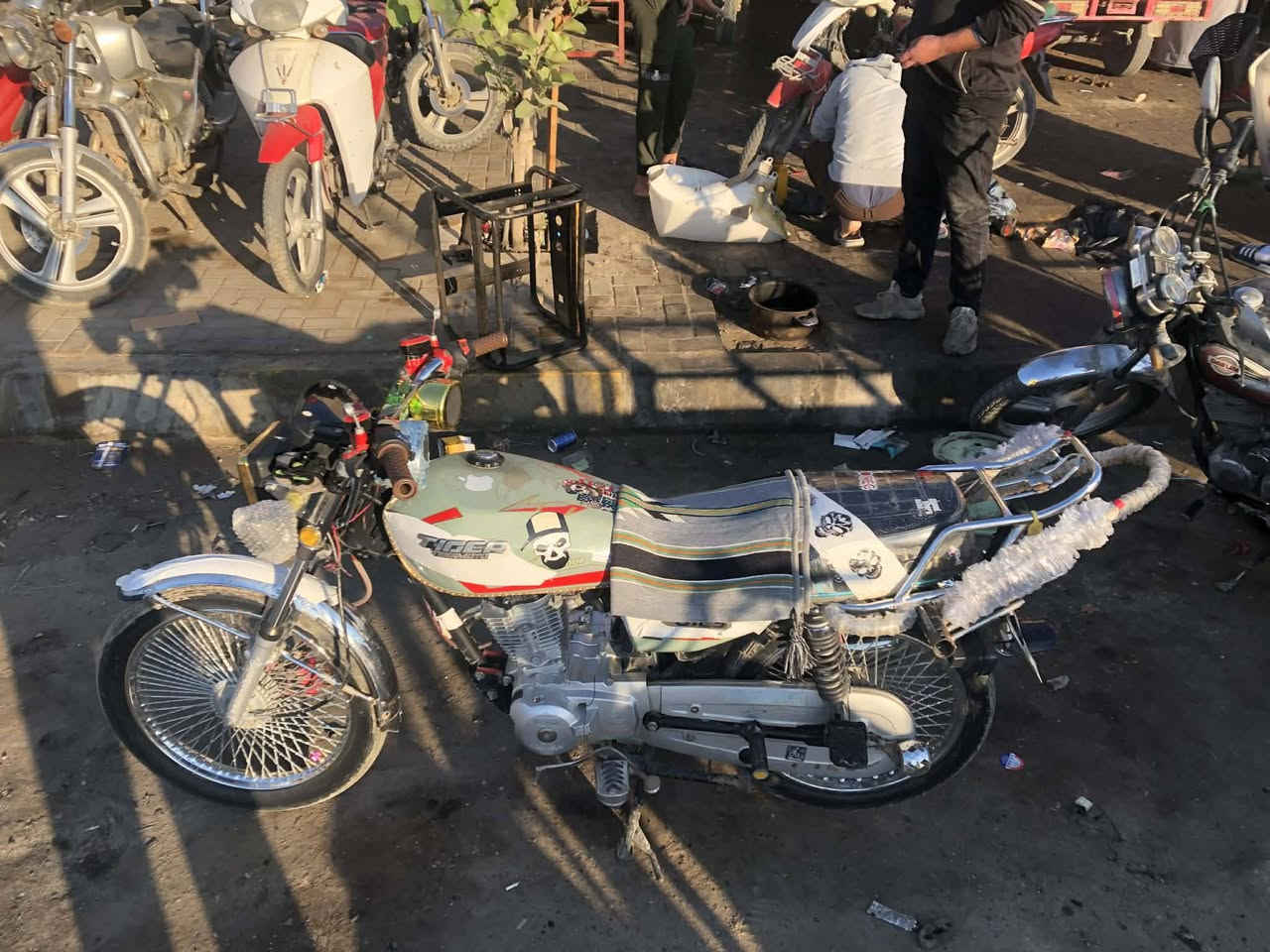 سلام عليكم تايكر غطاس موديل
2024 مطور فول كلج عنبار  مطور حيل نضيف 
السعر 650 وبي مجال للشراي للستفسار 
*********** 
❤️
