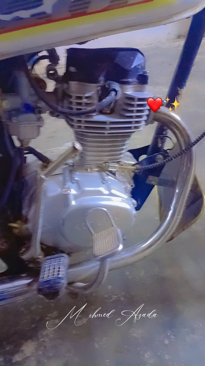 السلام عليكم  بيع مستعجل تايكر سونك مديل 24  الدراجه مفتوحه عل ايدي بوش وبستم دراجه جاهزه وكامله عوزها بس استان بل نص ببها بس 3 اوراق  كارتونيه السعر 625 وبيها مجال قليل كلش جماعه ل 550 لاتراسل وهذا رقمي ***********
