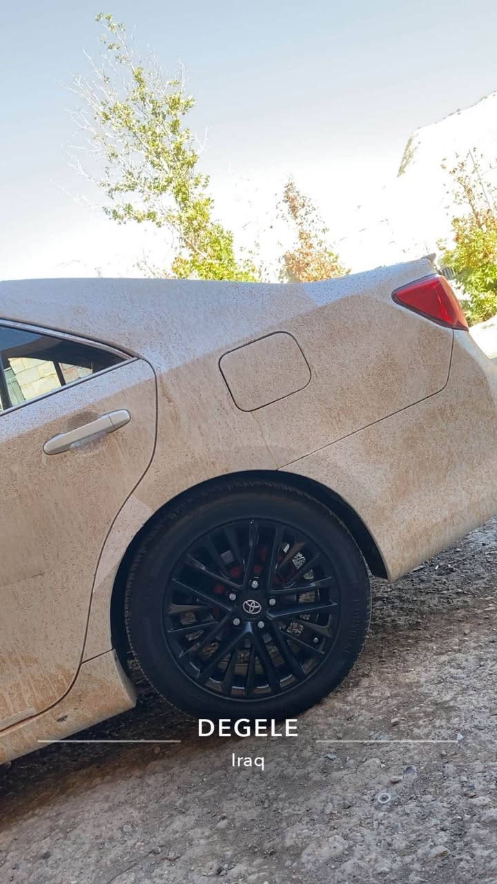 کامیری ٢٠١٤ خلیجی سی پارچەی پیشی پارچە رەش گۆرایە لەگەر سندوق تەنیا بن جیگای رەقەم سبوغە بەشەرتی سۆنەر داخلی نەگرتوە ئیرباگی نەتەقیوە گیرو مەکینە بەشەرت تەقەو رەقە بەشەرت چوارتایەی نوی لەسەرە ویلی سپۆرتە بەگ لایتی  سپۆرتە ١٩٠ هەزار رۆشتوە مالی دۆستە یەک دینار مەسروفی تیدا نیە نرخی سەیارەکەش ١٣٦$ مەجال بۆ زانیاری زیاتر پەیوەندی بکە بە *********** أربيل, العراق
