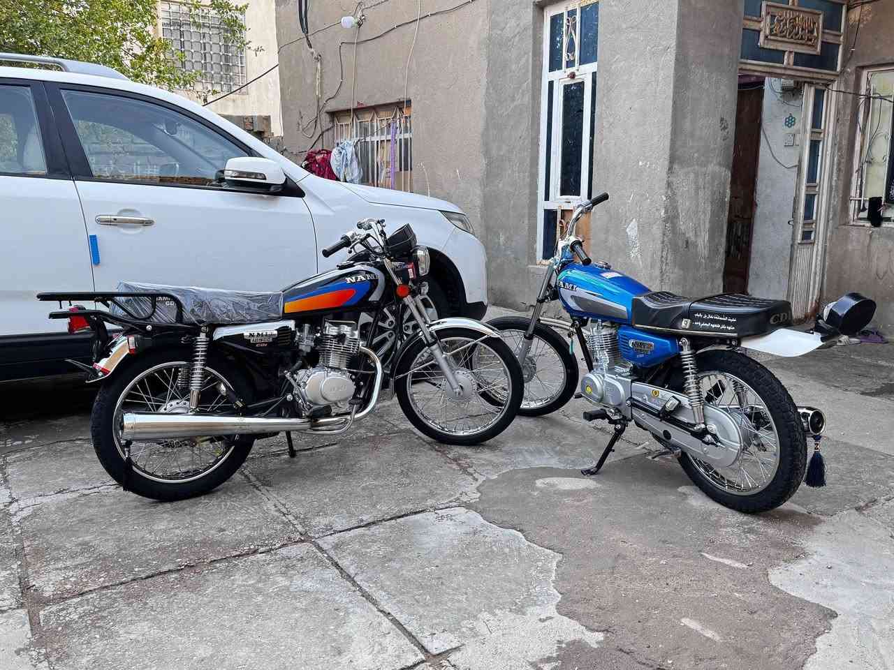 نامة بدون اوراق دراجه غراضها كلها بلادية مال 23 حتا المكينه 23 مانقصها برغي 

***********
