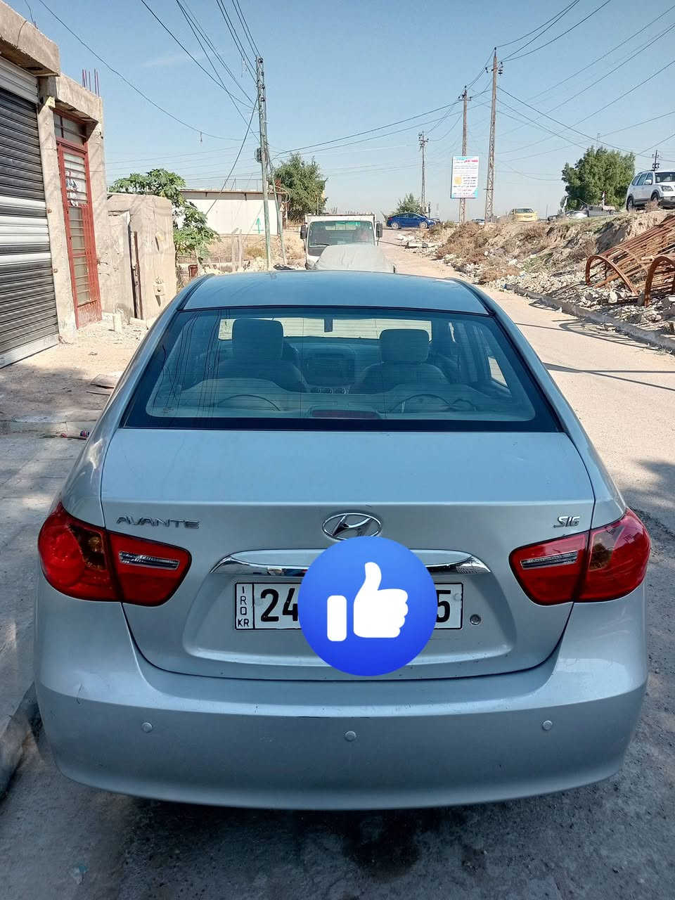 السلام عليكم الانتره مقدس سياره كولش نضيفه تدفه تبريد كوله شغاله متومه طبق الاصل رقم وسنويه صدر امامي خلفي جدد جاهزه مابيه نقص بيع فقط مستعجل عندي ضرف خابرني وتدلل السعر ٤٢ مكاني بغداد ‏‪***********‬‏
