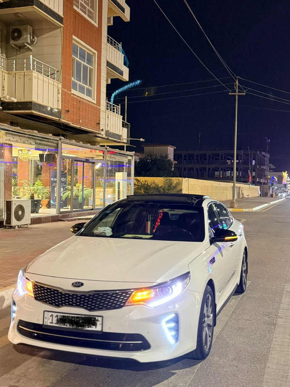 للبيع كيا اوبتما 2016
خليجي فول مواصفات 1/1 
جيتي لاين اعلى فئه بل اوبتما 
سياره جديده اخت زيرو على وضع شركه 
ماشيه 52 الف حقيقي 
كفاله عامه سياره 
فول 1/1 معروفه مواصفات 
مكيه 2400 gdi
سياره فول بنرامه بصمه بردات خلفيه 
5كامرات تدفئه تبريد كشنات تدفئه ستيرن
سياره مال جناي الف مذب عليها منضومه زينون ب 300$ 
سياره مصروف عليها 
رقم بغداد دولي باسمي 
السعر 165 وقابل للتفاض 
عنواني انبار 
***********
