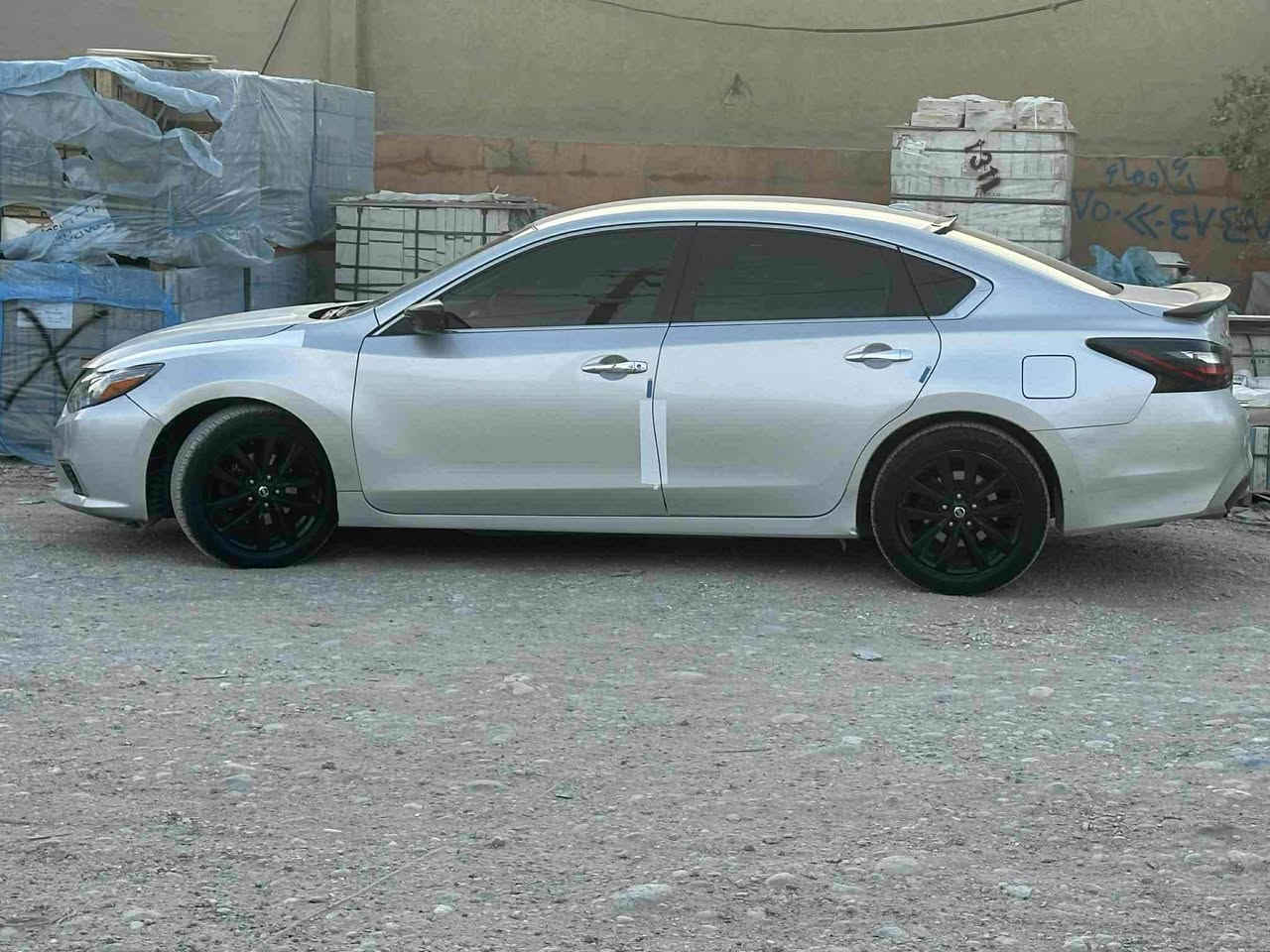 نيسان ئالتيما سلڤةر svبةس ٢ پارچةى هةية بؤنيتو چاملغ نرخى ١١٥$ بؤ زانيارى زياتر تيلبكة لؤ ژمارة*********** أربيل, العراق
