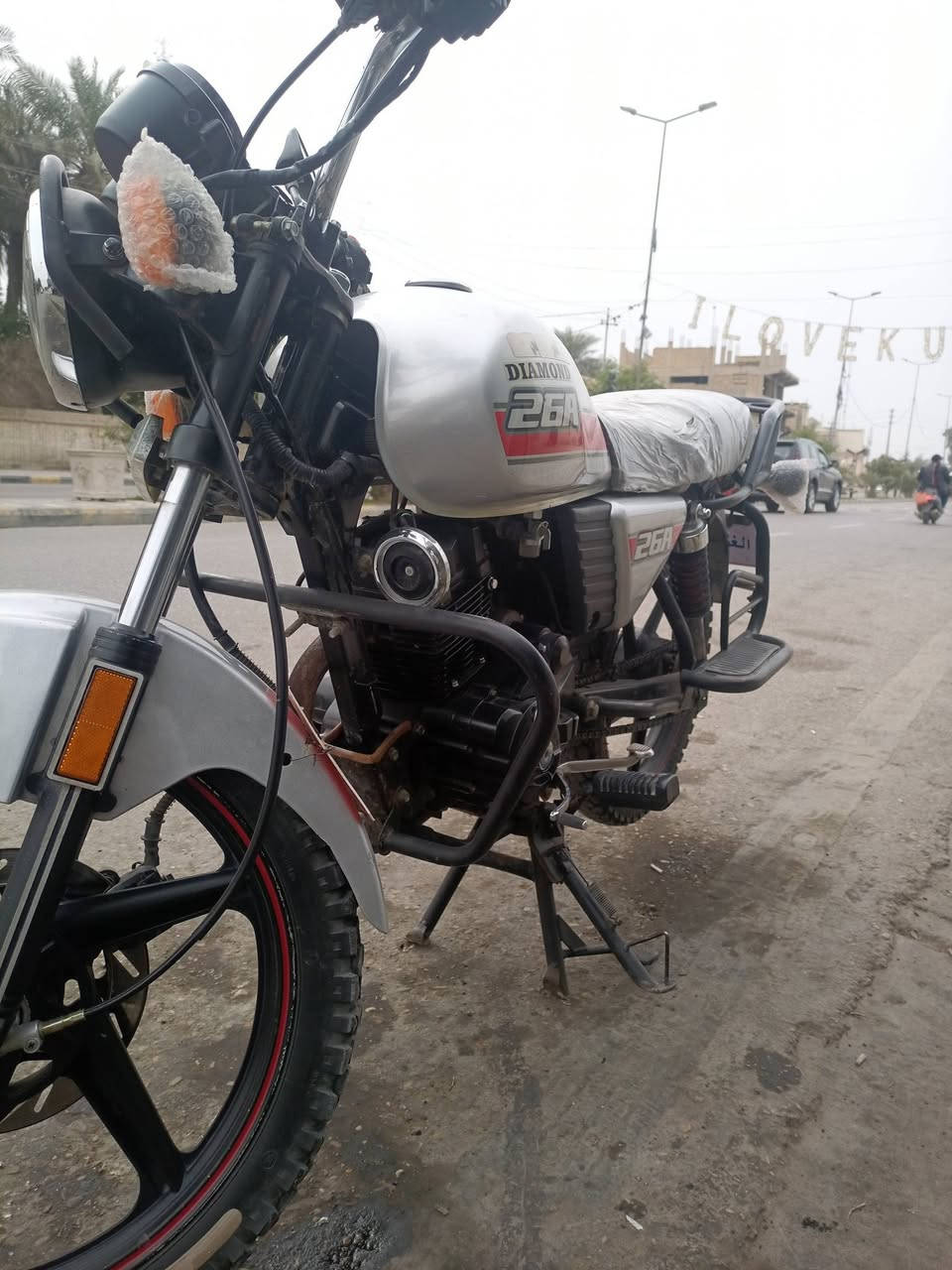 دايوان 21
اوراق مو رقم 
مكينه 200  
بيه نواقص  بسيطه 
1175 بية مجال 
***********
