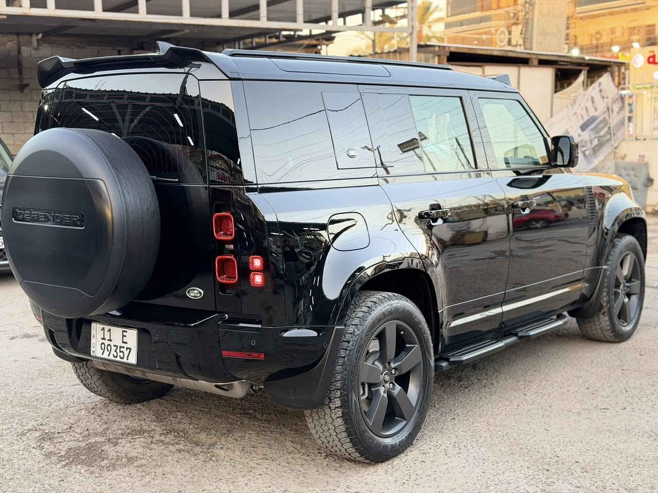 الوحش البريطاني
Land Rover Defender 110 X-Dynamic HSE
فول الفول 

▪️ فئة X-Dynamic HSE
▪️ حجم 110 المرغوب
▪️ أم الجكات
▪️ نانو سيراميك كامل
▪️ جنح سبايدر خلفي شركة
▪️ لايت سفاري بريطاني أصلي أبو كفالة 5 سنوات
▪️ شاشة جبيرة داخلية
▪️ جملي فول مواصفات
▪️ ماشية 60 ألف كيلو فقط

  

السعر 600$ وبيه مجال للشراي 💰
📍 بغداد العامرية

📞 ***********
