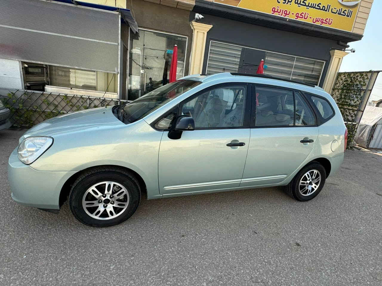 السلام عليكم كيا كارينز موديل ٢٠٠٧ بدون ضرر ٧راكب مكينه حجم ٢٠٠٠ مكينه وگير جدد حداديه جديده تبريد شغال قطعتين تخم تاير جديد سنويه ٢٠٣٠ بأسمي السعر ٩٥المكان نجف ***********
