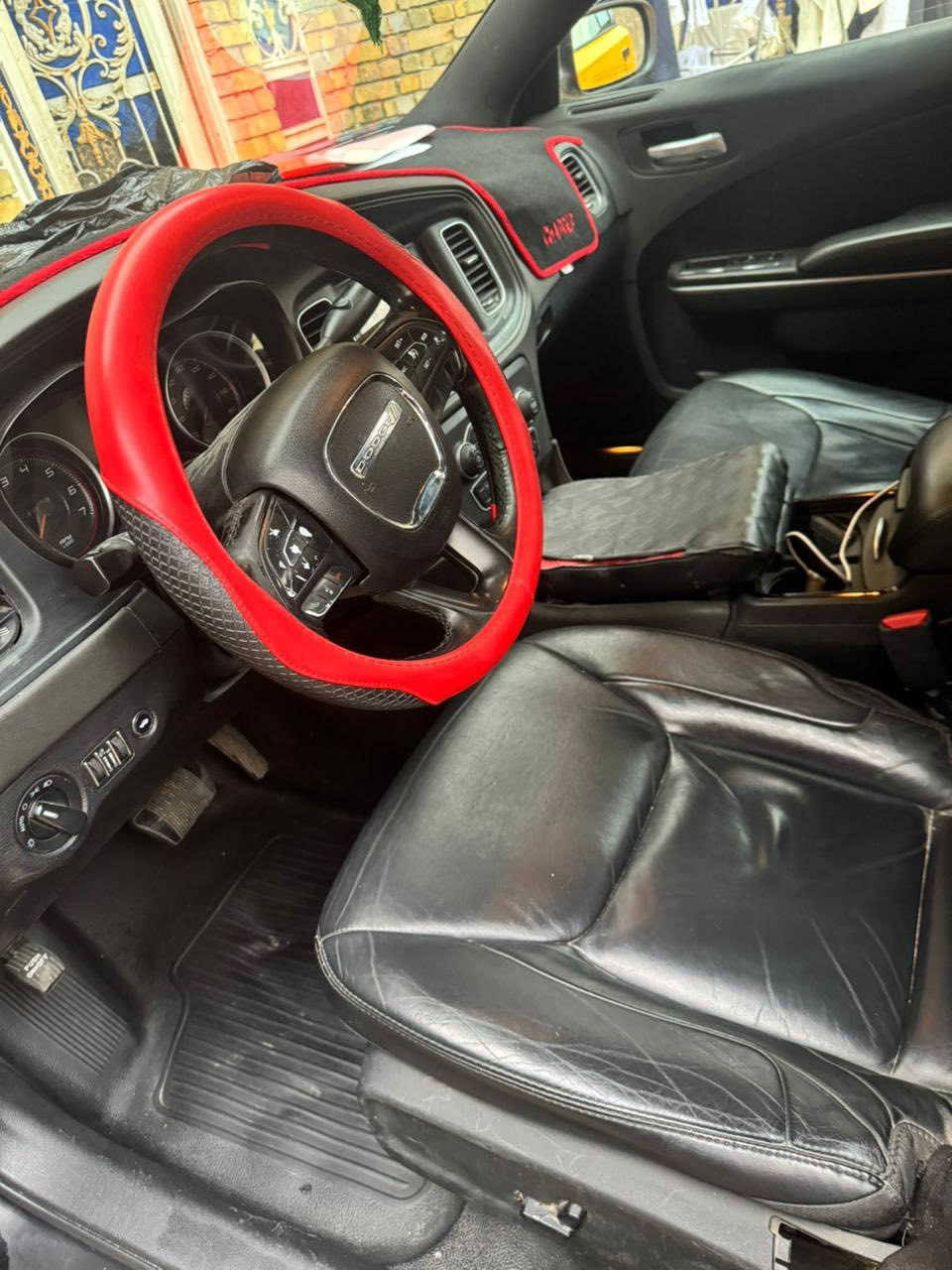 بيع ومراوس بخصوصي
وبلعافيه على مشتريها 

سونار بالمنشور

جارجر 2019 اصل  

مرقم نجف الدولي بإسمي 

هيمي 8 سلندر بوليسي

مصفره هيئه وغرامات 

خط بغداد عماره

العنوان ميسان 
رقم ***********
