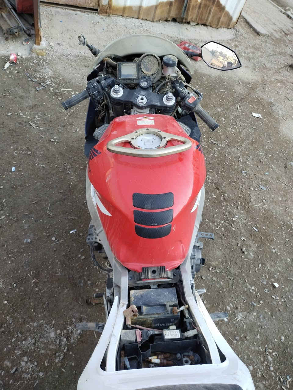 السلام عليكم دراجات للبيع مكلف بل نشر كاوسكي شاصي بواري عوزه بس مكينه وثانيه 929 مكفوله كفاله عامه يرادله ترتيب تصال على رقم *********** مكاني ميسان رحمه الواديكم لمو شراي لحمد تعبني ويكسر بسعرهن اسعارهن على خاص
