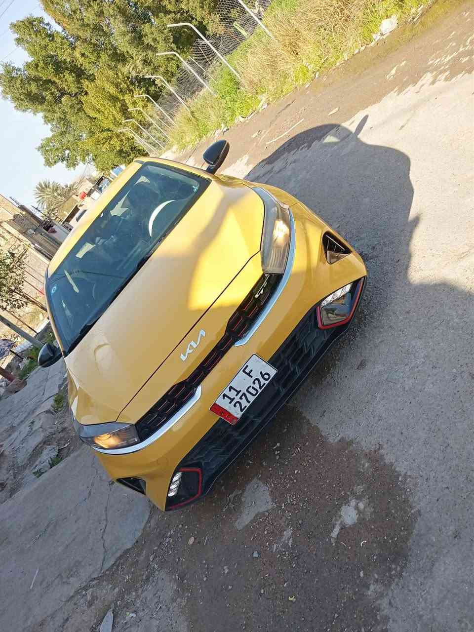 فورتي تكسي موديل 23 بدون ايرباك  بدون لغود ولاشاصي حتى بدون حوض بس ليه الخلفيه مدفوعه كير مكينه تبريد صدر كله على وضعيت الشركه سياره جديده مصفره هيئة غرمات سعر 153اتصال ***********
