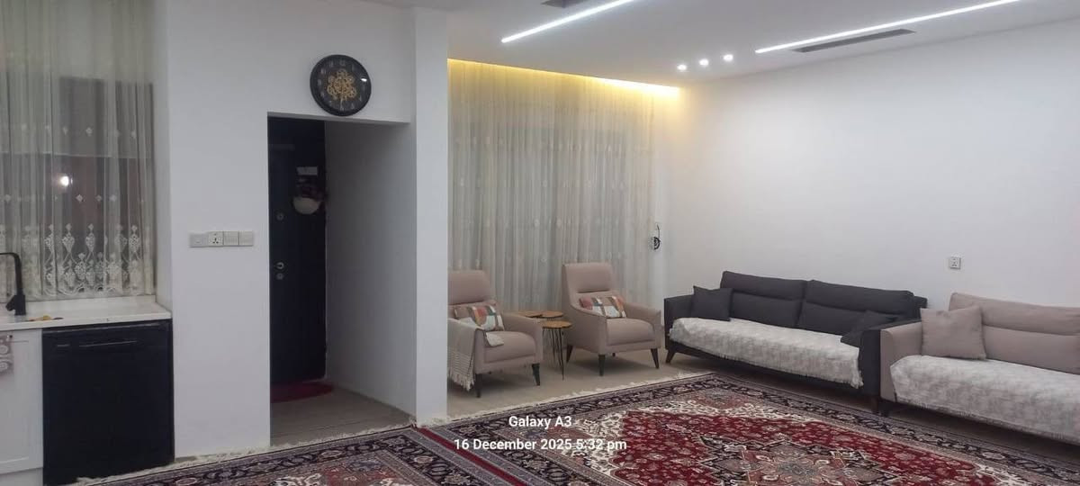 خانو بۆ فرۆشتن لەگەڕەکی هیوا بە نرخی زۆر گونجاو...
     
٭ڕووبەری 150م
٭ڕوی قیبلەیە
*کۆڵانی 10م

٭(2)نهۆمە،بۆ (2) ماڵی جیا دەبێت:
-نهۆمی یەکەم:میوان،مەتبەخ،2 نوستن ،مشتەمەلات.
-نهۆمی دووەم:میوان،مەتبەخ،3نوستن،مشتەمەلات.

٭بۆ زانیاری زیاتر لایکی پەیجەکە بکەو ژمارە (1) لە کۆمێنت دابگرە.
0776 1524852
0750 1730479
_________________________________________
♦ : ئێوەی بەڕێزیش گەر موڵکتان هەیە دەتانەوێ بیفرۆشن 
ئەوا دەتوانن تەواوی زانیاریەکان بنێرن بۆمان
بێ بەرامبەر ڕیکلامیان بۆ دەکەین .

💯لەگەڵ ئێمە دڵنیابە لە کڕین و فرۆشتنی دروست

▪️: ناونیشانی تەواوی موڵکەکەت
▪️:چەن وێنەیەکی موڵکەکەت ئەگەرهەبوو
▪️:نرخی موڵکەکەت 

📩بە نامە بینێرن بە ڤایبەر یان واتسپ
***********
