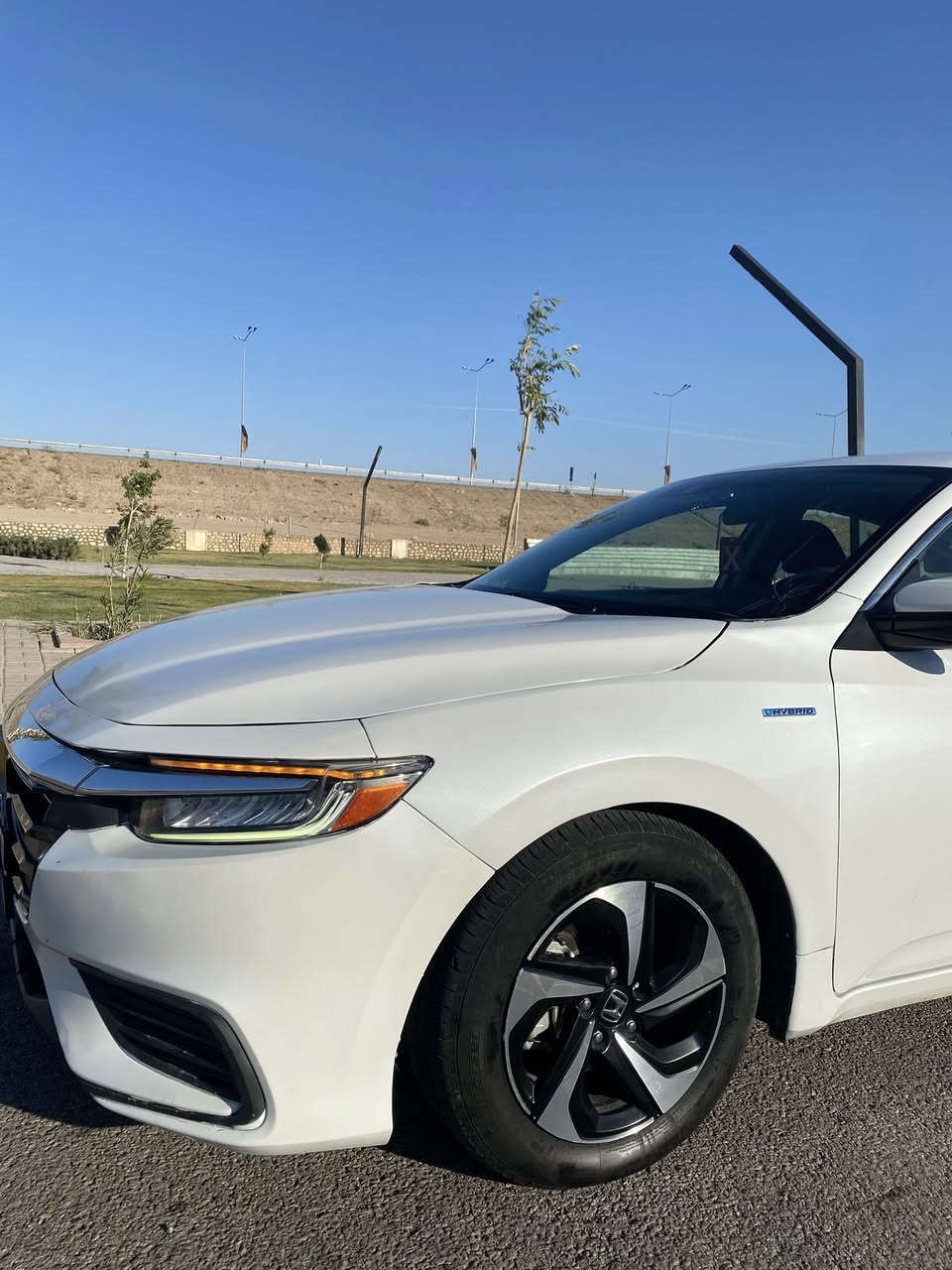 السلام عليكم للبيع هوندا انسايت 2022
محركها 1500cc هايبرد

بصمه تشغيل تشغيل عن بعد 

بصمه ابواب حساس بصمه 

تحكم ستيرن جهتين

كروس مثبت سرعه

رادار امامي

مانع تصادم

تحديد مسار

مثبت سرعه

مانع خروج من مسار

شاشة جبيره تدعم كاربلاي واندرويد اوتو

كير دكم

كير Electric

مود ev كهرباء بس

تدفئة تبريد 

كاميرا جانبية ويه الاشاره

كاميرا خلفية 

٣ وضعيات قياده 

وبعد بيها هواي مواصفات

السياره حادثها جاملغ وبنيد 

وبيها بارد بالجاملغ الخلفي 

السعر 130 وبيها مجال

مكاني الانبار فلوجه 

الاستفسار ***********
