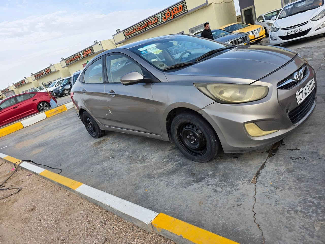 اكسنت مديل ١٣ خليجي مكفوله من الضربه وتبدل محرك ١٦٠٠ دوش رقم جديد سنويه جديده عنوان بصرة سياره جاهزه من كلشي مابيهه اي نقص محرك وكير وحداده سعر ٧٠ هاتف 📱 *********** عنوان بصرة
