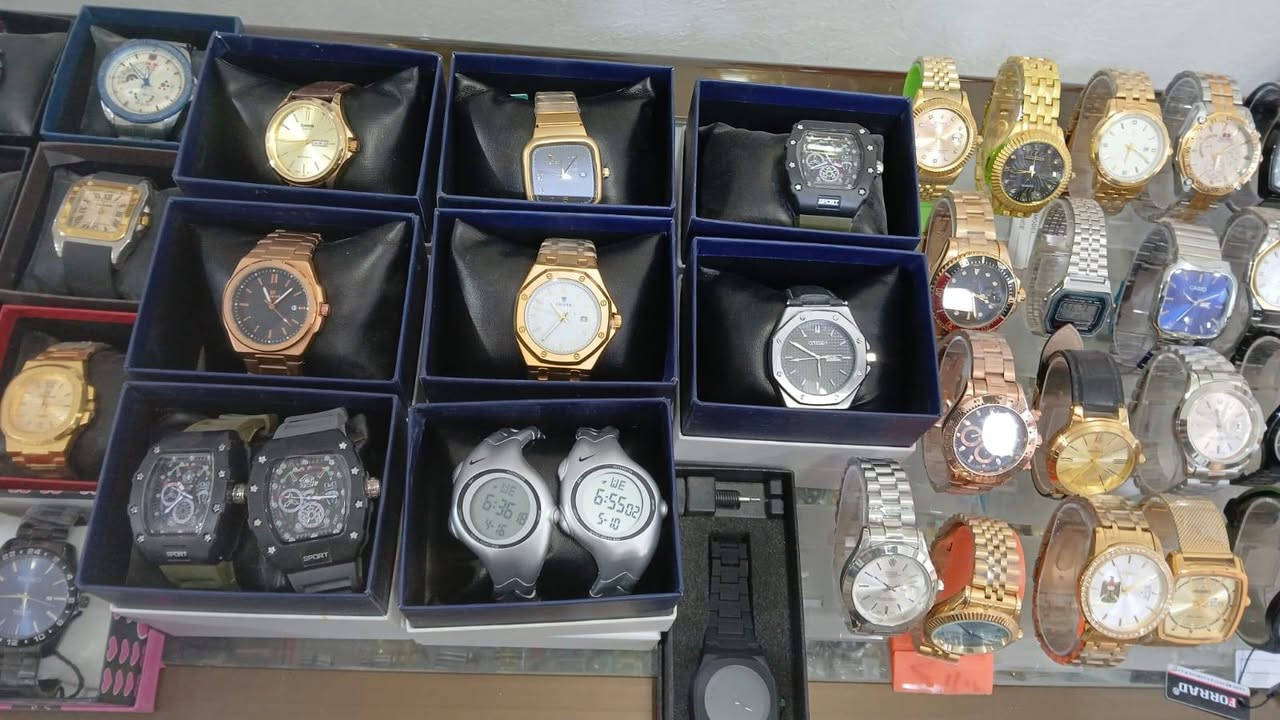 بسم الله الرحمن الرحيم
بمناسبة حلول عيد الأضحى المبارك اتقدم اليكم وجبه
جديده من ساعات الكوبي والصيني والخليجي العنوان
مقابل مستشفى عنه العام داخل القيصريه مجاور باسم عبدالله سعود العاني حياكم الله
*********** بي واتساب أو عل خاص اي استفسار
