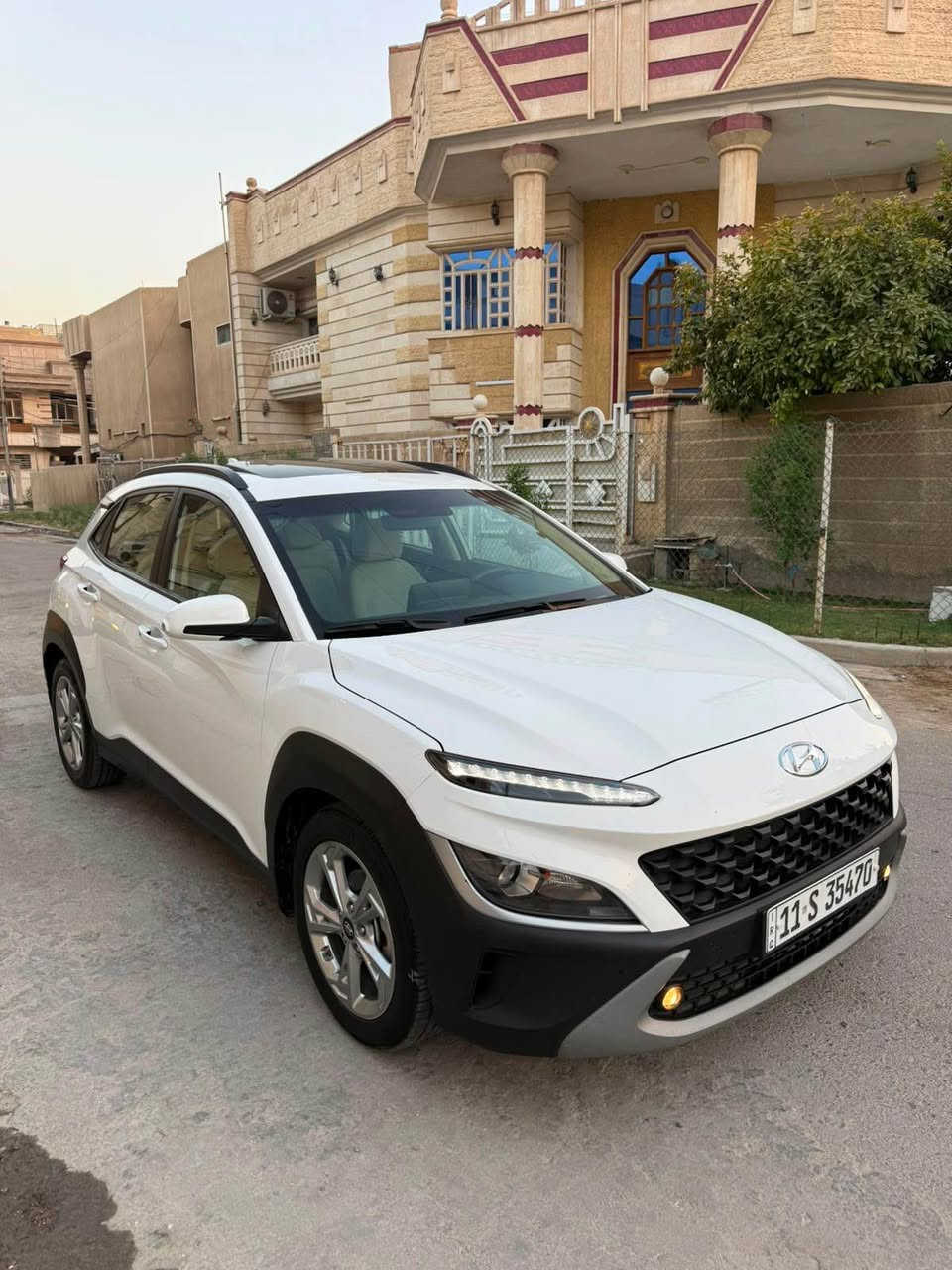 كونا 2023 خليجي  

لون ابيض رقم بغداد دولي جديد 

ماشيه 57 الف كيلو 

مواصفات؛

سلايت 

شاشه نفكيشن اصليه

كشن كهرباء

كشافات

ويل جبير

تحكمات ستيرن

مكينه 2000 دوش

كامره دواره

حساسات امامي خلفي اصلي

مود درايف 

السعر 164 ورقه وبيها مجال بسيط

مكان سياره بغداد الدوره

للستفسار 

*********** بغداد, العراق
