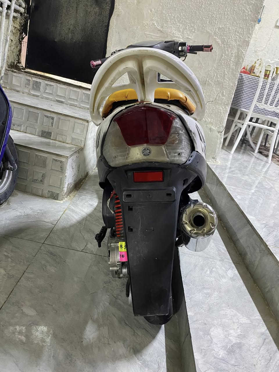 السلام عليكم
ماكس عدله دراجه جاهزه سلف نكره 
هندر  تزويد بسيط وحلو يدات وصالنصه رياضي فول طلقات
ويل رياضي اصلي دبل خلفي سلف رياضي فج بريك امامي رياضي سبايدر رياضي كهربائيات شغاله 
السعر ٥٠٠ وبيه مجال بسيط 
للتواصل ***********
واتساب***********
المكان بغداد شارع حيفا
