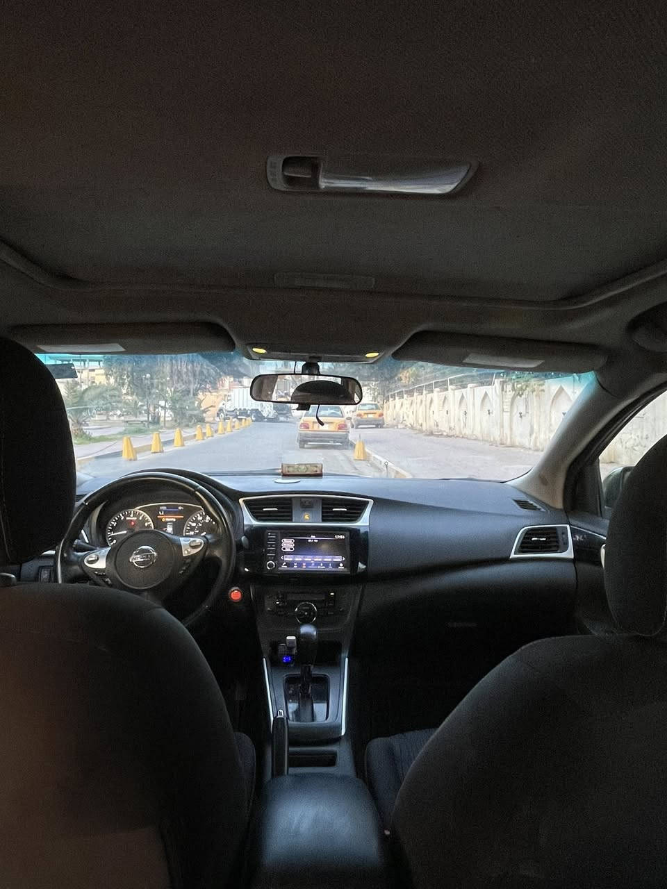 نيسان سنترا 2019 وارد امريكي فول واحد ع واحد فتحه تحكم قياده  سياره رقم خصوصي جاهزه بدون اي نقص  السعر ( 98 ) وبيها مجال 
مكاني بغداد الاعظميه 
***********
