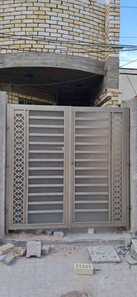 كادر حجي عدي للديكور  الاستفسار واتساب 07713840922