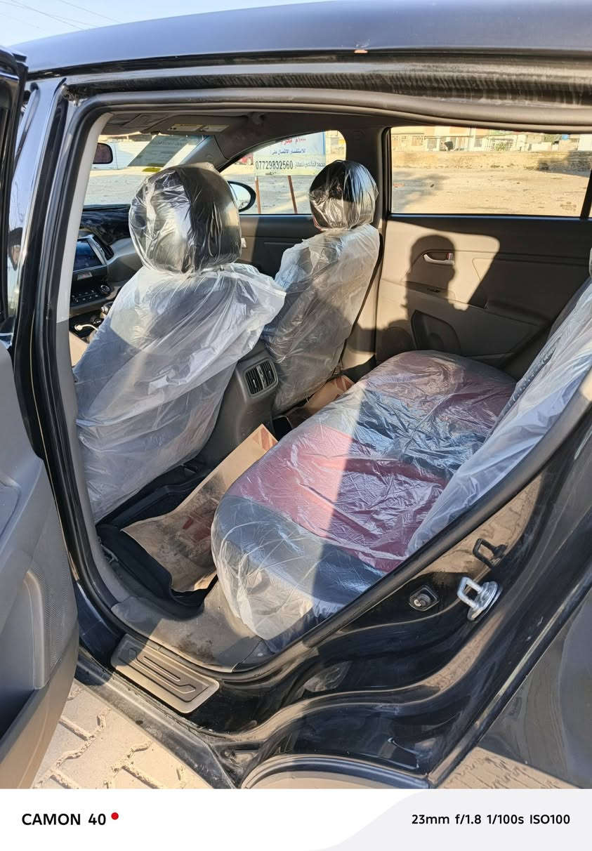 اسلام عليكم سيارة البيع اسبورتج 2016 بسامينه كبل احولك اسياره جديدة بيهه قطعتين صبغ جاملغ وبنيد اسياره كير محرك جديدة السعر 117 وبيهه مجال المكان بغداد المحموديه الرقم ***********
