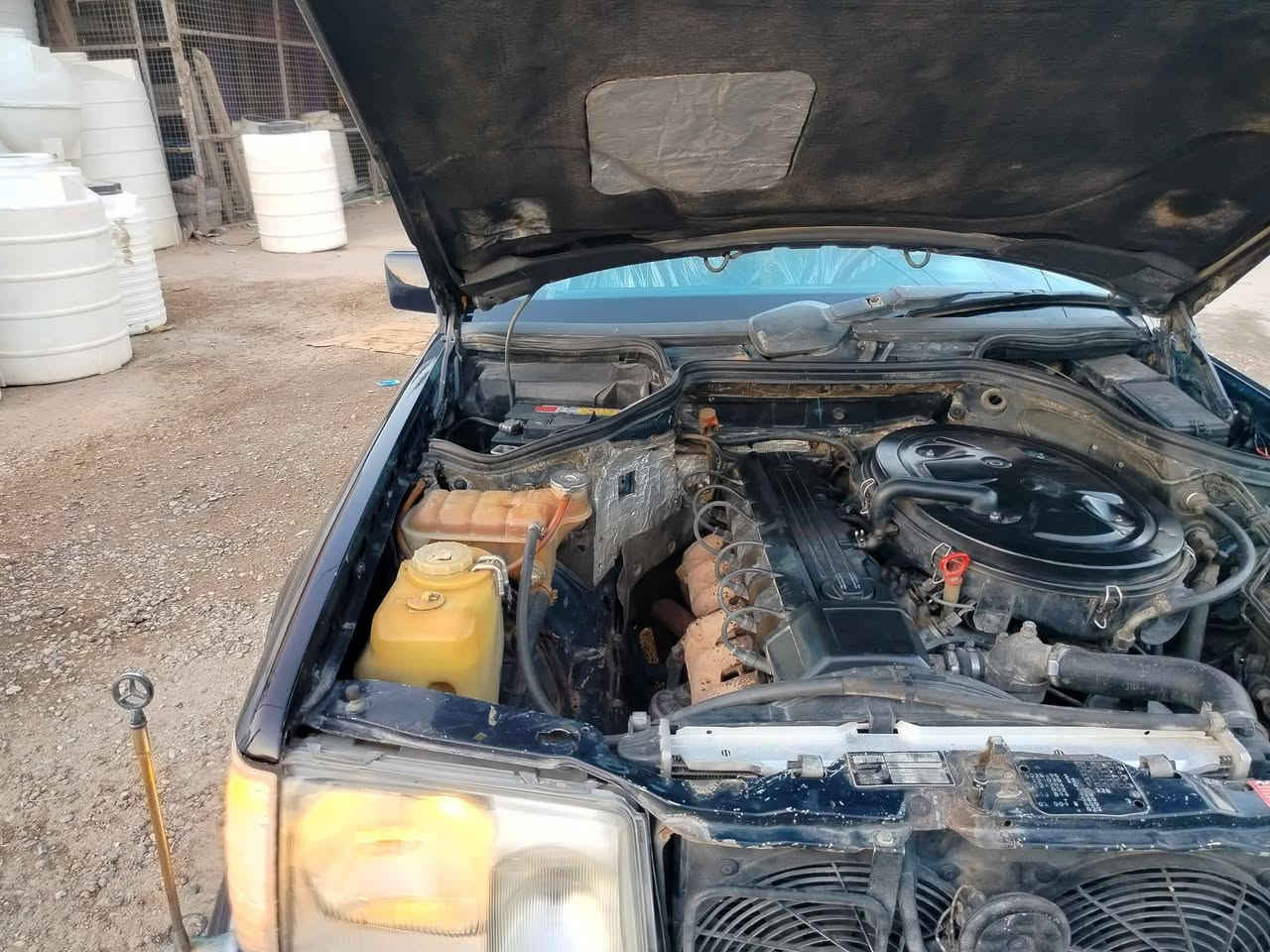 مرسدس دب بلادي بسمي رقم بغداد نكليزي كير ومحرك خير من الله مصبوغه صبغ عام السياره جاهزه تبريد ثلج صراف بانزين حلوه لايت زنزن باتري جديد تخم تاير تحويل شوكت مايعجبك حداديه زينه مكاني كربلاء السعر 65وبيه مجال /***********
