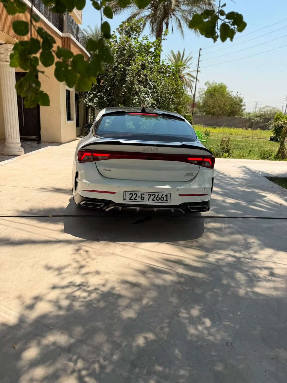 🚗 للبيع | Kia K5 2022 خليجي | أعلى فئة (Full Option)
السلام عليكم،

🔹 كيا K5 موديل 2022
🔹 وارد خليجي
🔹 أعلى فئة (Full Option)
🔹 محرك 2.0 لتر
🔹 ممشى 145 ألف كم

المواصفات:
✅ سقف بانوراما
✅ حساسات أمامية وخلفية
✅ رادارات وأنظمة أمان
✅ ترحيب عند الاقتراب
✅ مرايا شفط
✅ مقاعد جلد مع تبريد وتدفئة
✅ تشغيل عن بُعد
✅ دخول ذكي وبصمة
✅ شاشة وكاميرا خلفية
✅ وباقي المواصفات المعروفة للفئة الأعلى.

الحالة:
✔️ كفالة عامة
✔️ فقط تعديل بارد مع مكانات تكحيل
✔️ السيارة نظيفة وجاهزة للاستخدام.

💰 السعر: 184 ورقة (قابل للتفاوض بالمعقول)

📍 الموقع: بغداد / المدائن

📞 للاستفسار: ***********

