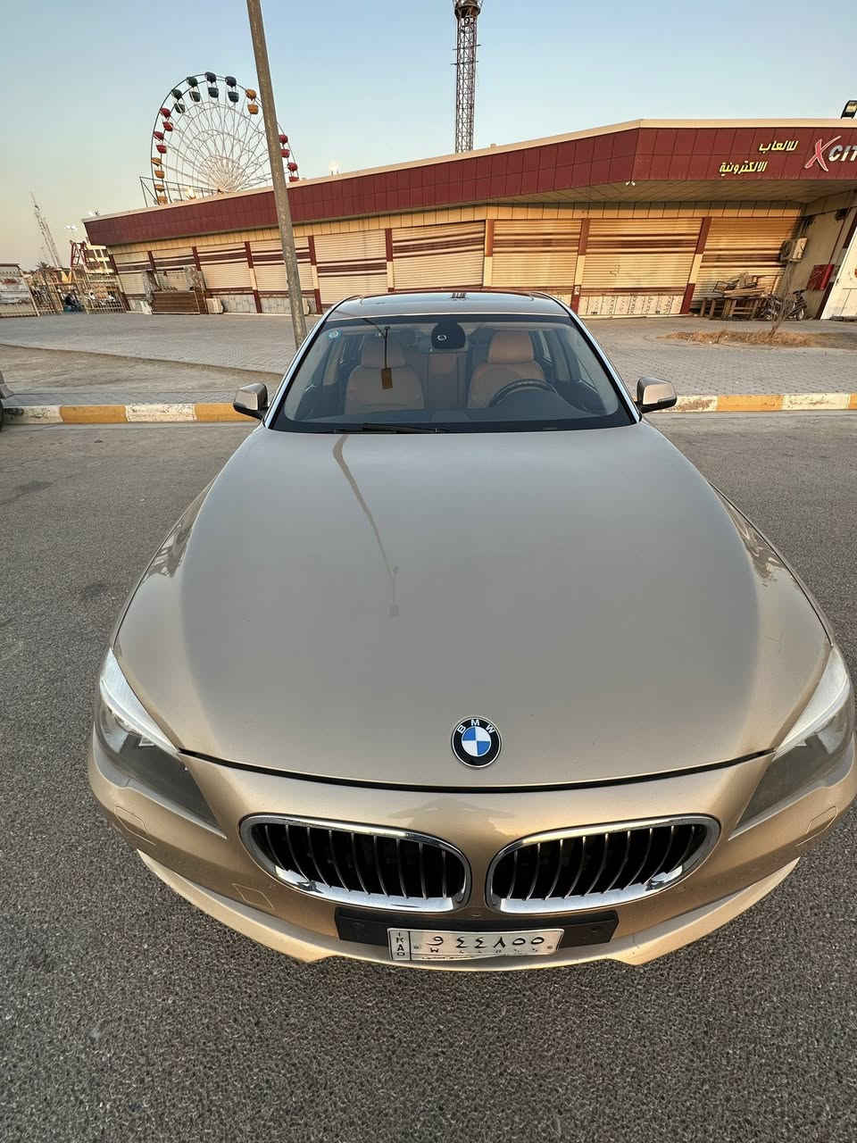 السلام عليكم 
بي ام موديل 2013
740 li
مايحتاج اسولف. بالمواصفات سيارة مزوعة مواصفات 
السعر 180 وبيها مجال 
رقم بغداد مميز تحويل ثاني يوم 
***********
