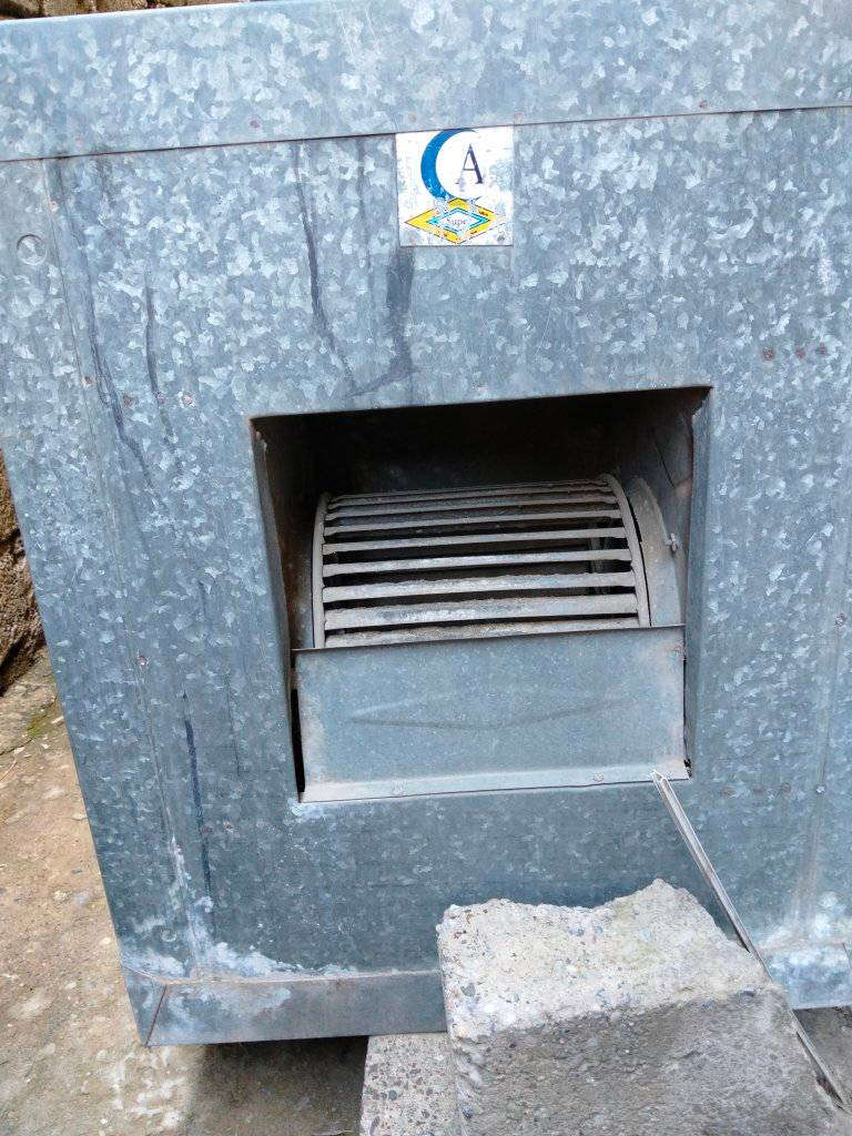 مبردة ب40 مابيها خياس


**إذا كنت صاحب هذا الإعلان وتريد حذفه لأي سبب، رجاءا أرسل رسالة إلى الدعم الفني**