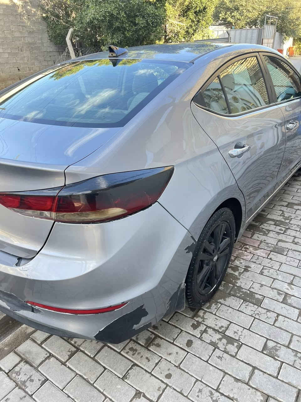 سلام عليكم سيارة النترا مديل 2017 كلين صبغ فقط دعاميات 
حدادية جديدة 
تبريد جديد 
تايرات جديدة 
منضومة بانزين جديدة 
منضومة ماء راديتر جديدة 
باتري جديد 
كامرة كلفية شاشة دشبول 
سيارة خير من اللة 
مكان سيارة لعطيفية *********** 
سعرها 125 بيها مجال قليل 
بيع ومراوس حسب القناعة
