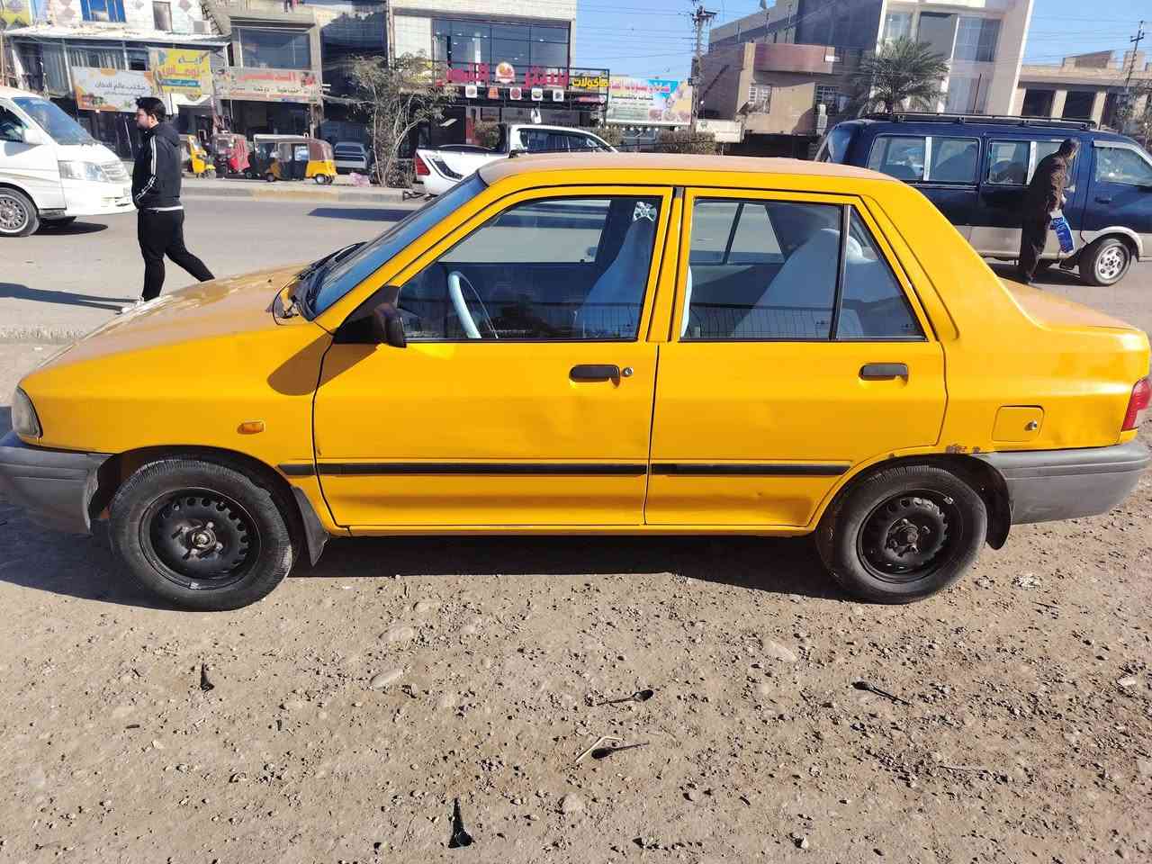 سايبا ٢٠١٨
سيارة تعمير جديد
تخم تايرات جديد
حدادية جديد 
منظومة تبريد جديد
تجفيت مكينه كله اصلي جديد 
سيارة تعمل بنظام الغاز والبانزين 
شواصي نظيفات 

اضرار.... جاملغ عكس السايق بي بارد 
والخلفي جهت سايق بي بارد 
السعر ٥٣ 
اتصال ***********
مكان بغداد .....حي النصر
