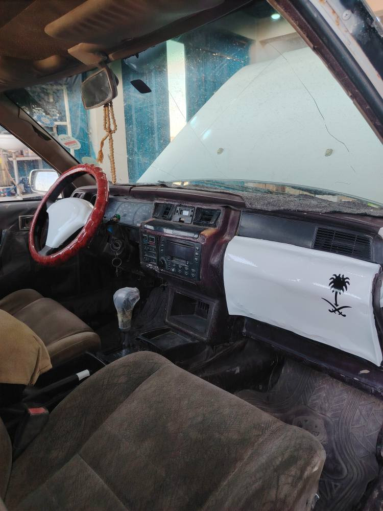 سلام عليكم سيدان 90 للبيع ايسر بلاد مكفوله من الكص والنقل جثه والعيب الشرعي محرك ونجي عشرط رقم قادسيه مشروع وطني مداور ثاني يوم مكان سياره سماوه الخضر السعر 35 وبيه مجال مكلف بالنشر للستفسار ***********
