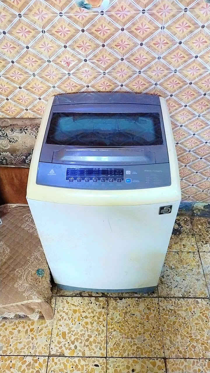 سلام عليكم طباخ شغال اي نقص مابي عل فحص سعره/40/غساله شغاله سعره 100/المكان الحسينيه مال الراشديه مصقط يم عمارت المصري ***********
