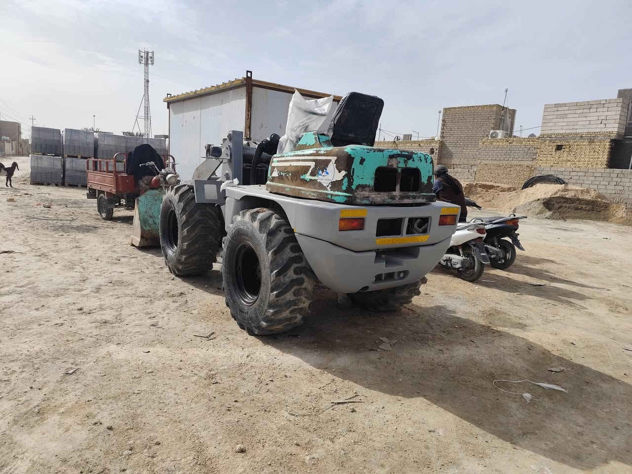 اللهم صل على محمد وال محمد
شفل للبيع حجم 410 مستبوشي كامل وجاهز مال سكلات محرك ينمر رقم الماني بسمي  ***********  العنوان المثنى مدينة الرميثة السعر 75
