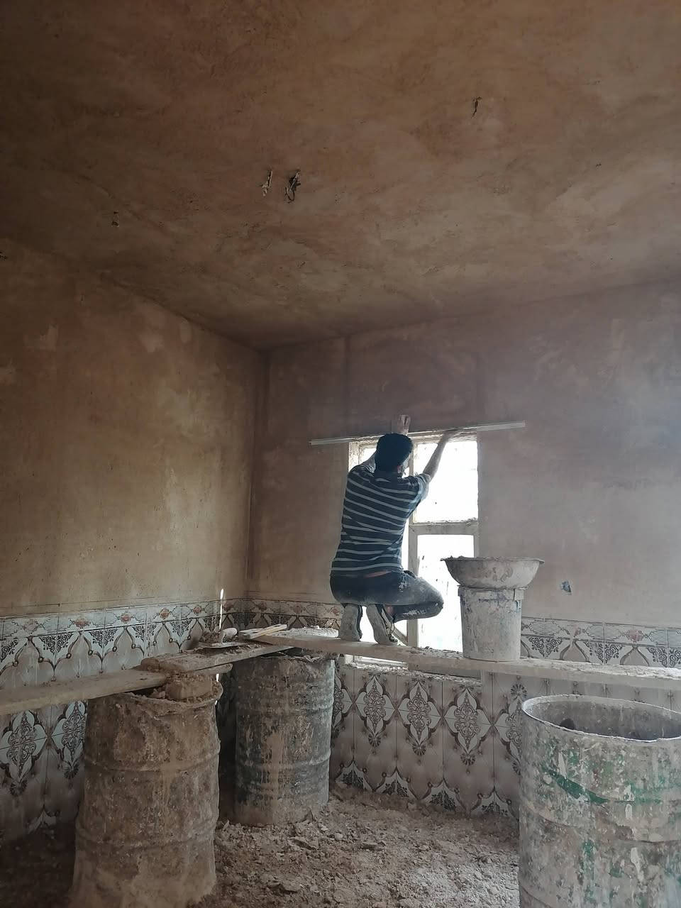 السلام عليكم لباخ اسمنت جص بورك متفرغ حاليا ***********يا الله يارزاق
