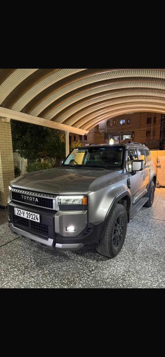 السلام عليكم برادو موديل 24 
ساز ام الضمان كفاله عامه 
ماشيه 4000 زيرو 
العنوان بغداد الكرخ 
السعر 51 ونص بيها مجال 
*********** 
ضمان 4 سنوات كلشي وكاله
