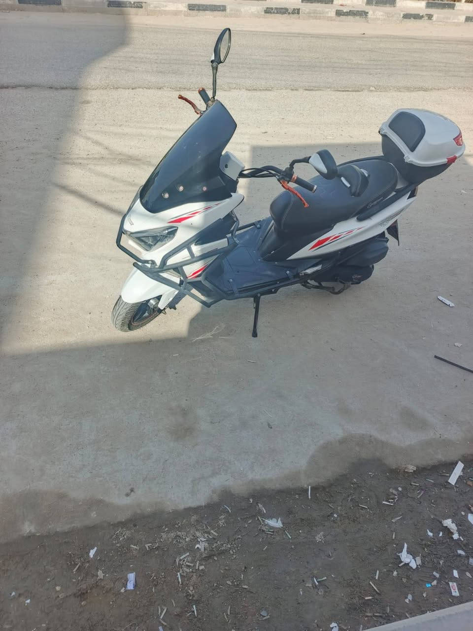 السلام عليكم دراجه CHOST
مديل 24كفاله عامه ماشيه 6الاف عله وضع شركه سعره 800وبيه مجال  رقم صاحب الدراجه  
 *********** احمد الحلاق
