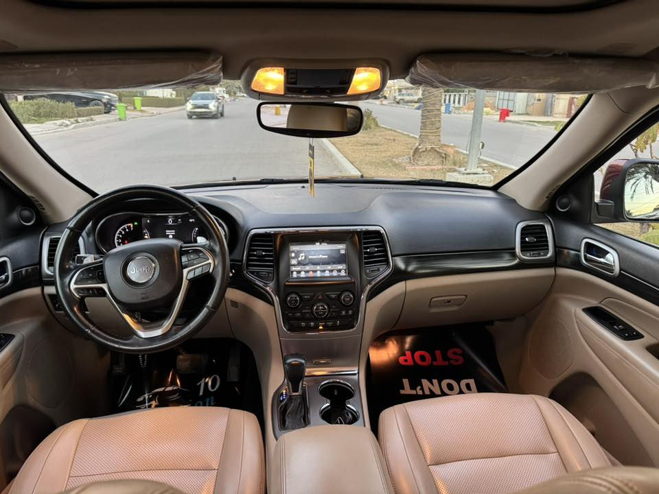 جيب لاريدو ٢٠١٩ خليجي وكالة ليث العبيدي بحالة جيدة جدا رقم بغداد انكليزي ، بدون صبغ بدون تصليح ، صيانة داخل الوكالة 
ماشية ٩٤ الف كيلومتر للاستفسار
السعر $26,000
***********
