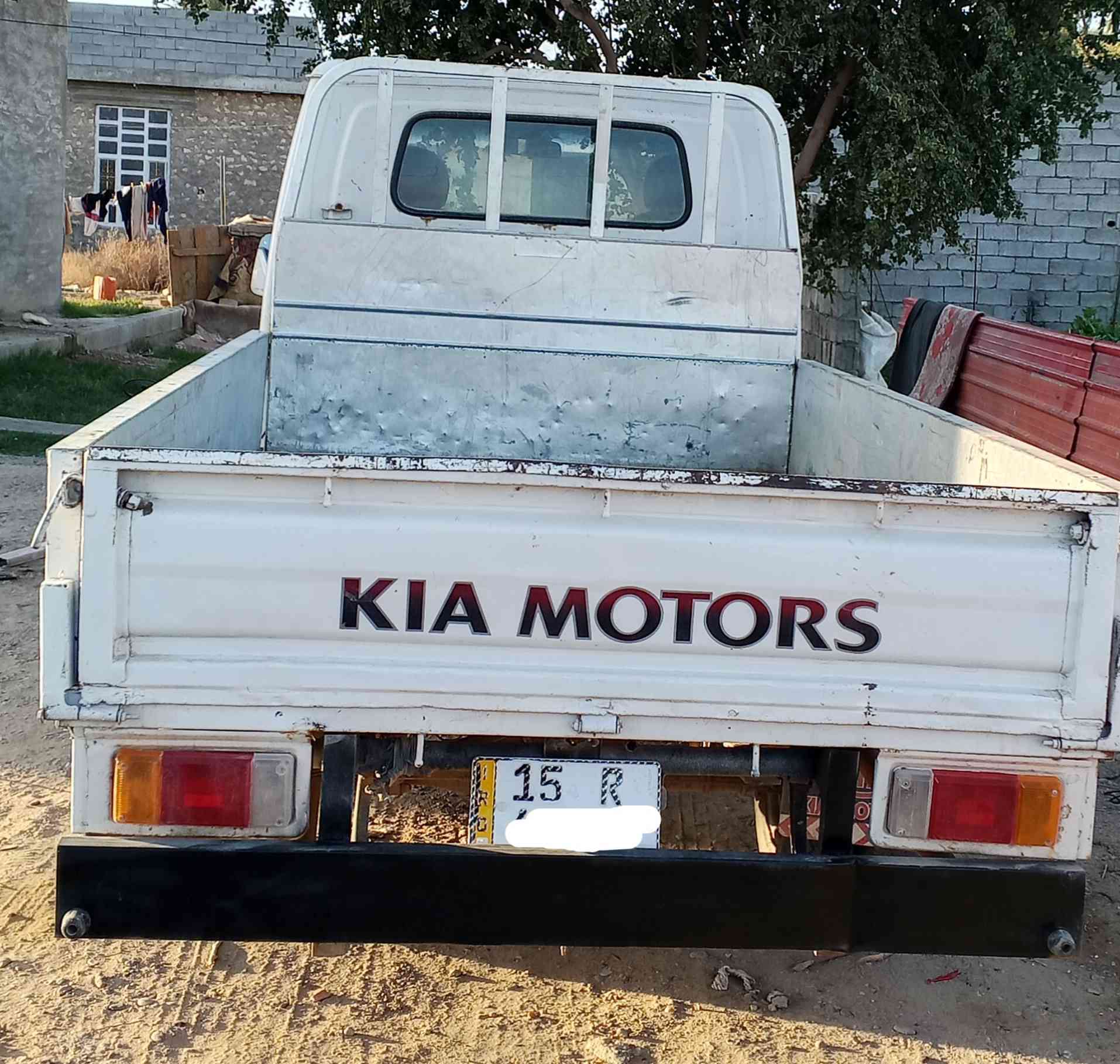 السلام عليكم
كيا أم عيون محرك 3000موديل 2002 أم الحاكيه رقم الانبار انكليزي الجديد باسم صاحبها محرك فيه بخار شاصي فيه تصليح رقم شاصي والبليته اصلي تخم تاير صدر جديد سيارة بلاديه بدون صبغ عدا الدورانات 
السعر 70وفيها مجال قليل 
المكان الانبار الرمادي الجزيرة 
***********
مكلف بالنشر
