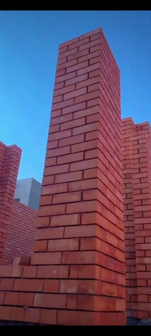 تنفيذ # اشراف
كوادر عمل محترفة بالعمل تحت إشراف هندسي والتزام بالعمل والوقت وبأسعار مناسبة وحسب المواصفات الهندسية والمخططات المعمارية 

سعر المتر هيكل طابوق اصفر 180 دينار 
سعر المتر طابوق احمر 200 الف دينار 
 
تسليم المفتاح حسب المواصفات يبدأ من 400 الف الى 600 الف 
***********
اتصال او وتساب أو مراسلة الصفحة
