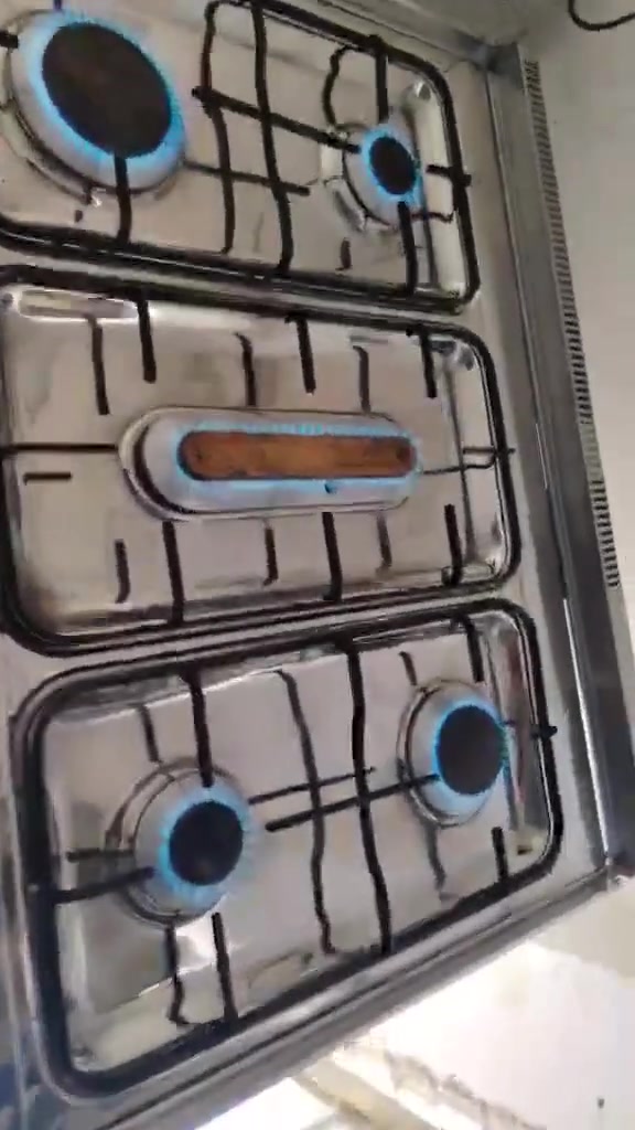 الييع طباخ نظيف شغال مكانة شعب يوجد توصيل


**إذا كنت صاحب هذا الإعلان وتريد حذفه لأي سبب، رجاءا أرسل رسالة إلى الدعم الفني**