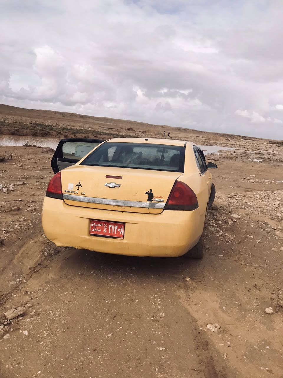 غزاله (🦌) بيع فقط LS 2009
محرك كير شرط فحص جدد حاويه 
صدرها نص ونص عايزها دبلات بس 
تخم تاير جديد 
كير طرح 
كهربايات نضيفه كلشي شغال بيها مثبت سرعه كروز 
كشن كهربا 
تبريد شغال ثلج❄️
سعر35$وبيها مجال بصيط عليها. هيئه وغرامه عل مشتري
 مكان الانبار قضاء حديثه ***********
