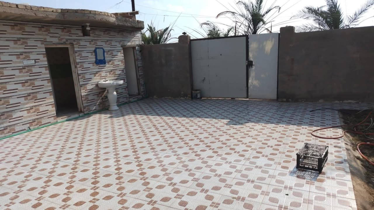 بيت للبيع طابو زراعي  مساحه 320 متر بيت كامل مكمل بناء حديث
طابوك سقف كونكريت ارضيه مرمر وسيراميك جداري
البيت جبير بيه ٣ غرف كبار ديوانيه استقبال مطبخ
صحيات داخلي وخارجي ترك خارجي عرض مترين
حديقه جبيره طارمه سيراميك كهرباء وماي واصل

الموقع خلف طاقه الكهرباء قرب بيت ابو نازك
السعر63 وبيه مجال وتفاصيل أكثر اتصال أو مراسلة واتساب
***********  
اخوان اني مكلف لعده استفسار يتصل
