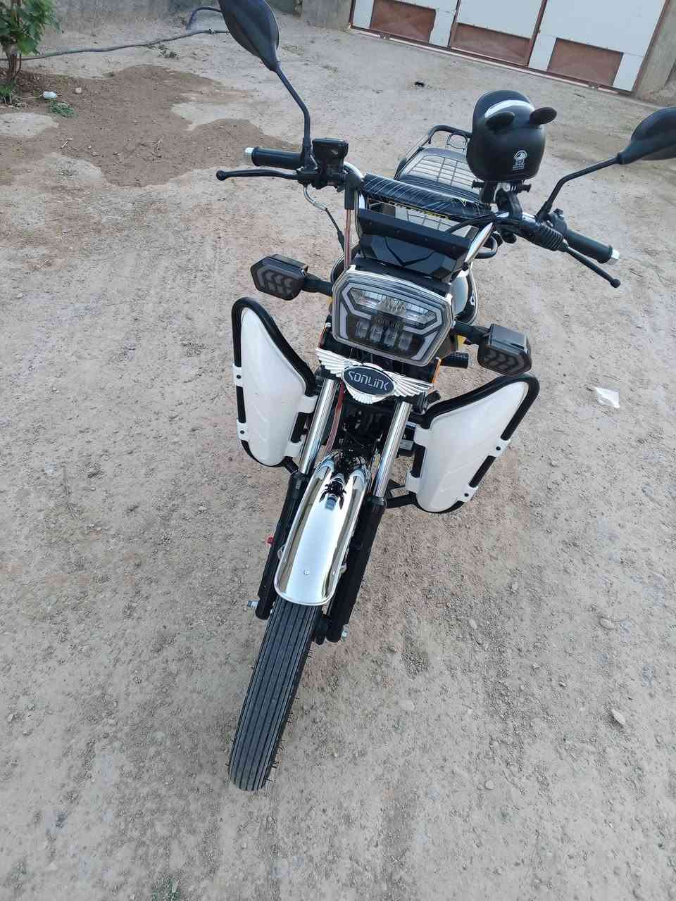 سولنك 25زنجيل لبيع مراوس درجة على وضع شركة كفله من كل عيب   أوراق بصمات سويجات وهاذه رقمي*********** شري يتفضل
