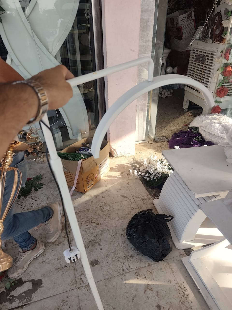 اغراض للبيع لغرض التجديد المكان موصل توصيل ماعندي


**إذا كنت صاحب هذا الإعلان وتريد حذفه لأي سبب، رجاءا أرسل رسالة إلى الدعم الفني**