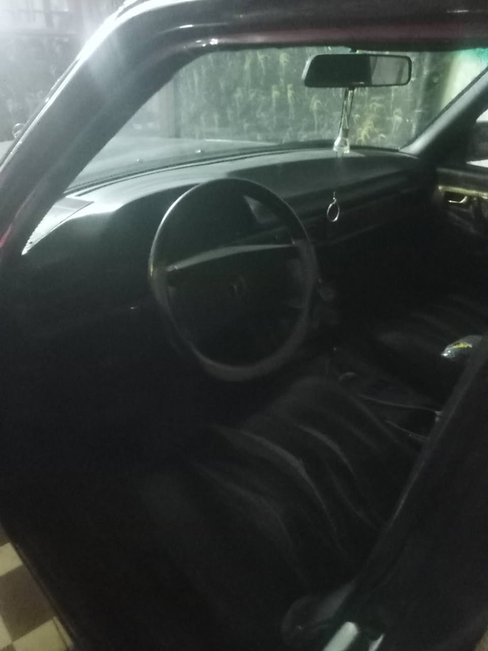 مارسدس رئاسي موديل 89 جاهزة محرك كير بطة قبل اسبوع مشدود تحويل ثاني يوم سنوية لغاية 28 مكانها سامراء *********** رقم بغداد موازي سعرها 38 وياهلا بالجاي
