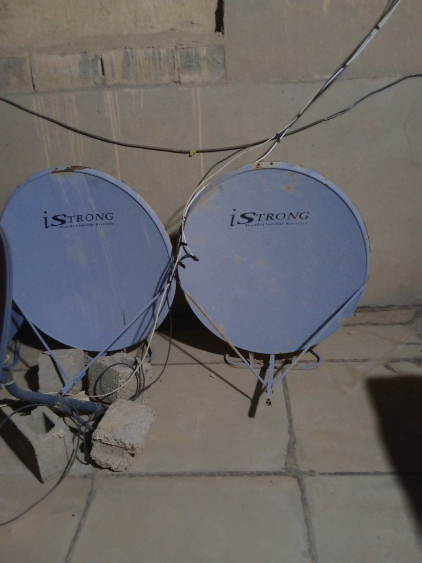 السلام عليكم يوجد لدينا اصحن لبيع


**إذا كنت صاحب هذا الإعلان وتريد حذفه لأي سبب، رجاءا أرسل رسالة إلى الدعم الفني**